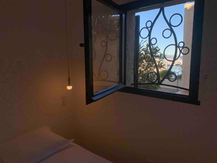 Marinesappartement, La Terrasse Tropezienne 쎙뜨호뻬 외부 사진